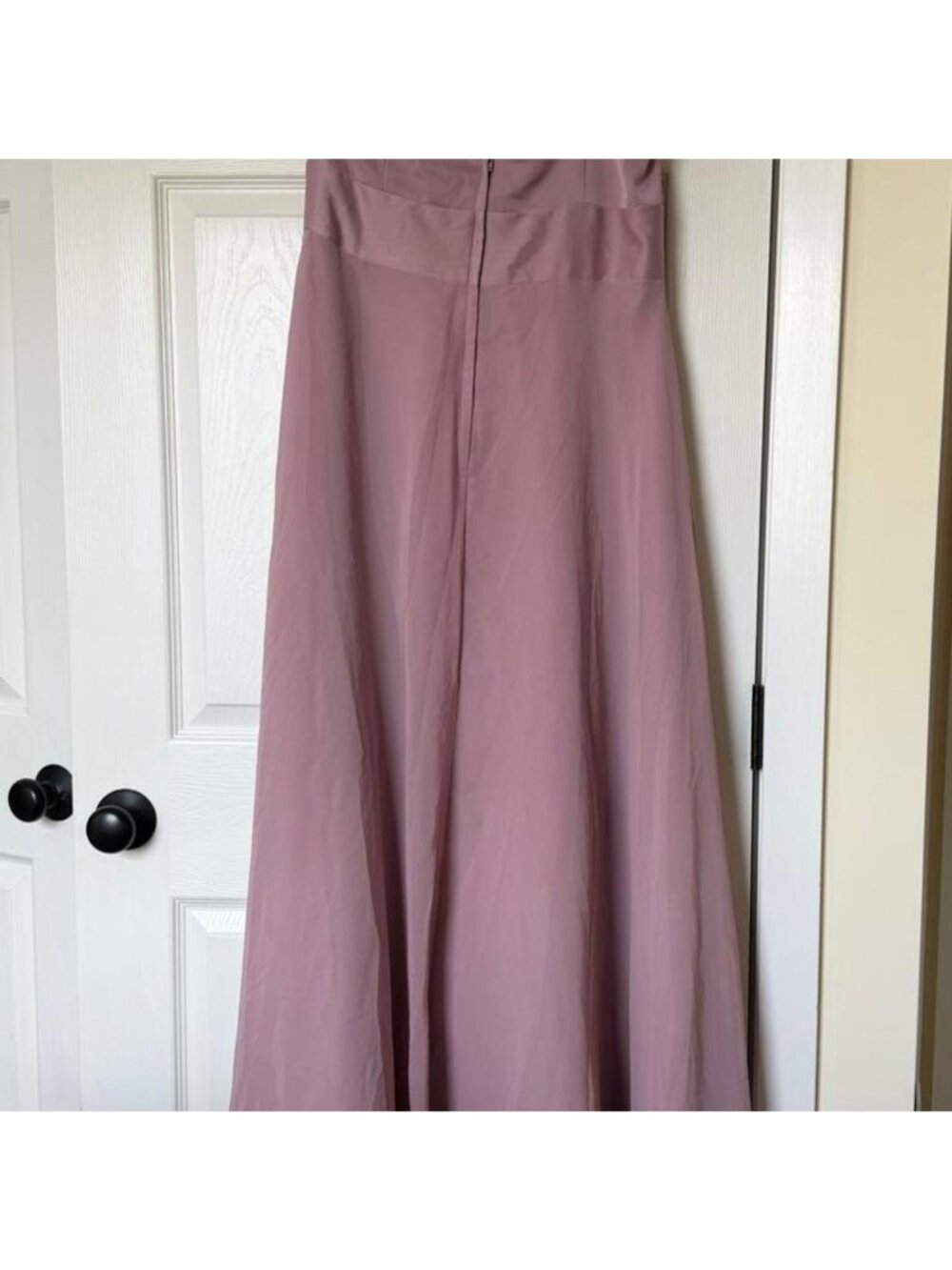 Elegant One Shoulder Crepe Back Satin Dress - Picture 4 of 8